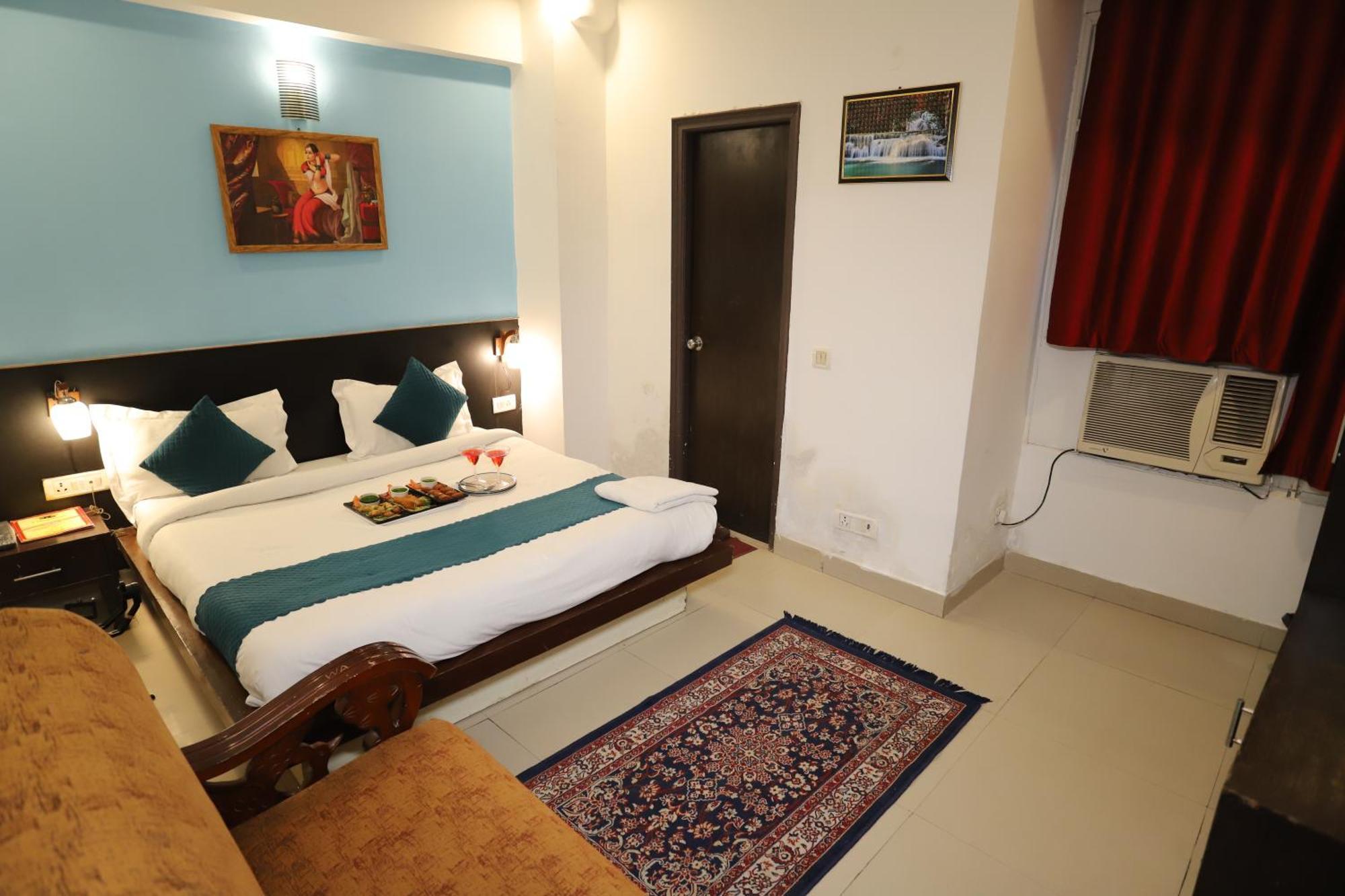 Airport Hotel Port View New Delhi Bagian luar foto