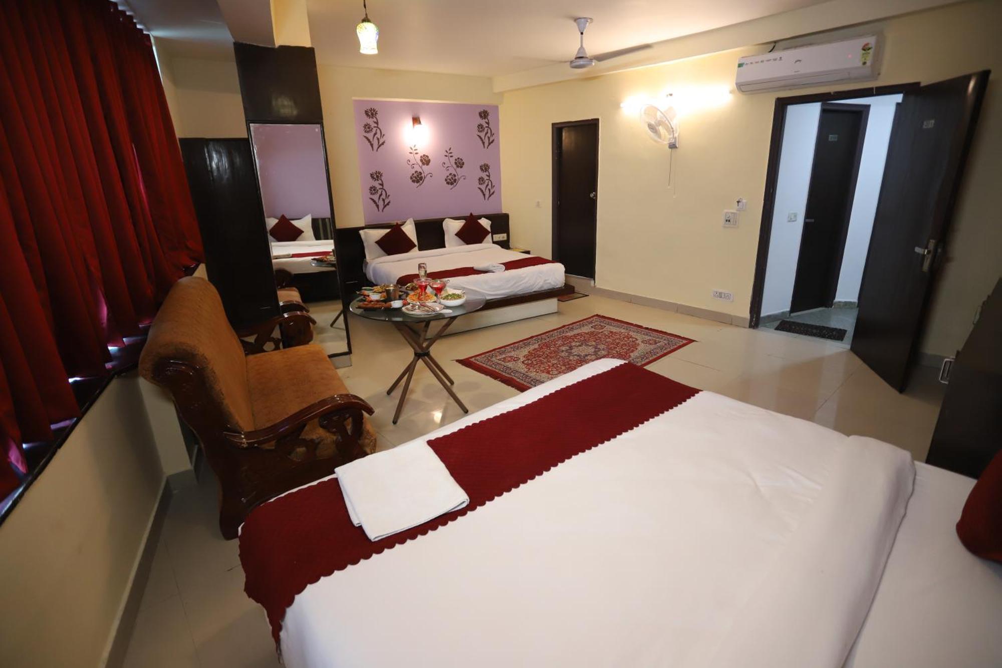 Airport Hotel Port View New Delhi Bagian luar foto