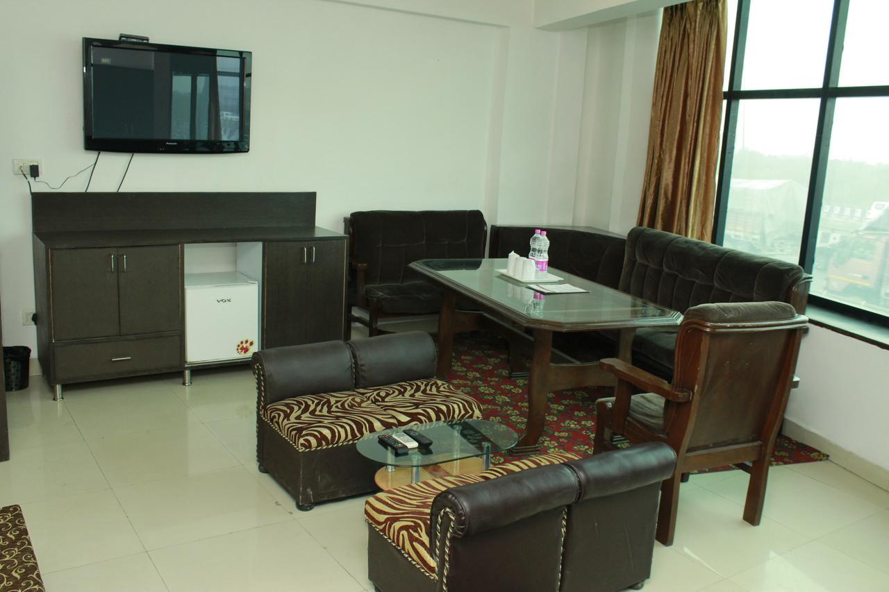 Airport Hotel Port View New Delhi Ruang foto